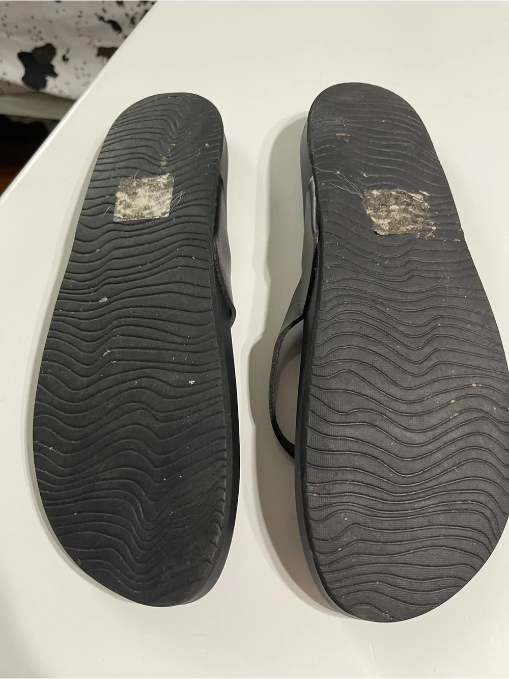 Reef Women’s Black Flip Flop Sandals - Minimal Leather-Style Thong